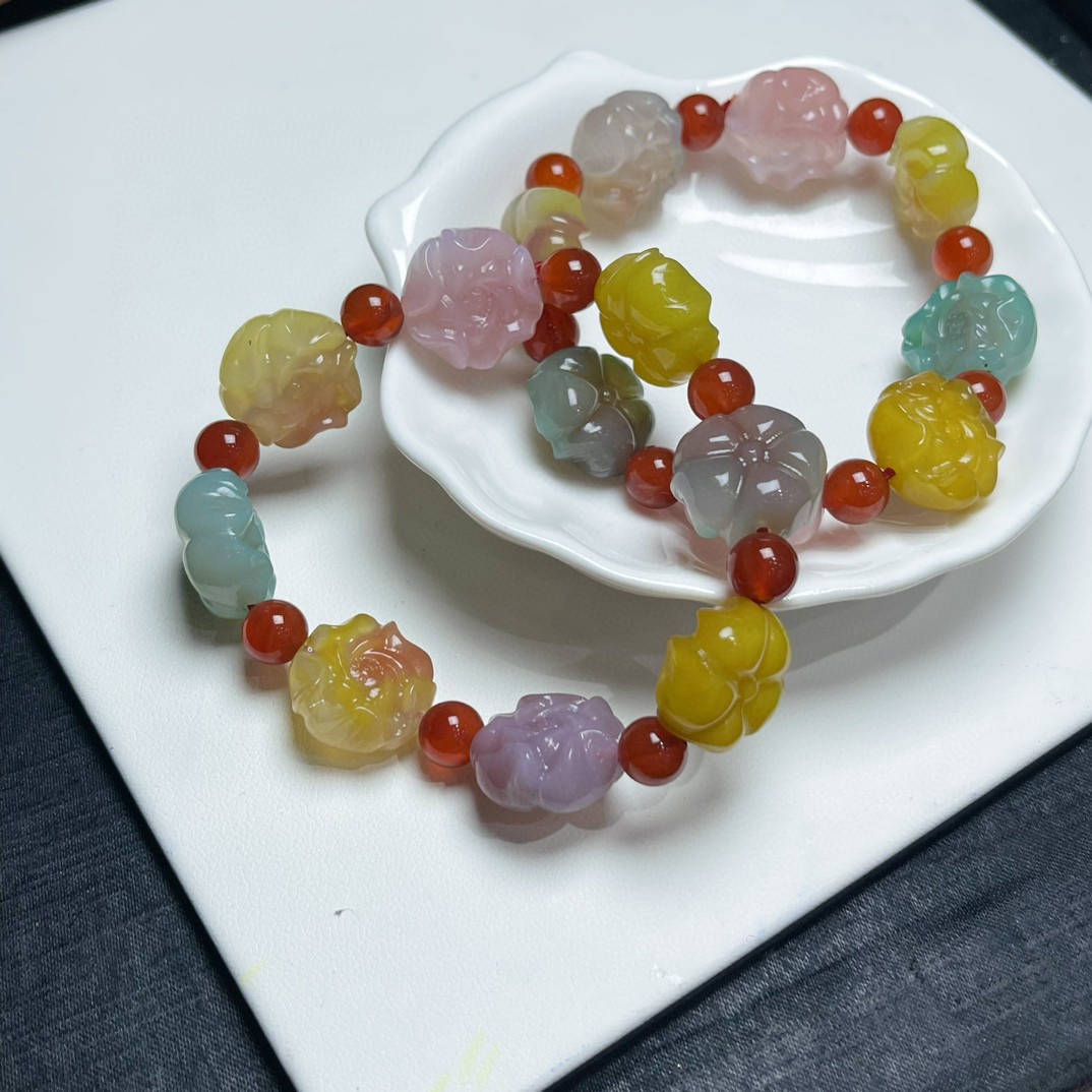 天然盐源玛瑙牡丹花手链女时尚小清新简约水晶手串饰品百搭送女友