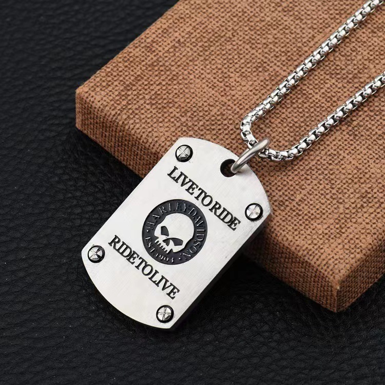 European Style Stainless Steel Army-Style Necklace Personalized Metal Korean Style Hip-Hop Fashion Personalized Carved Pendant Necklace Wholesale
