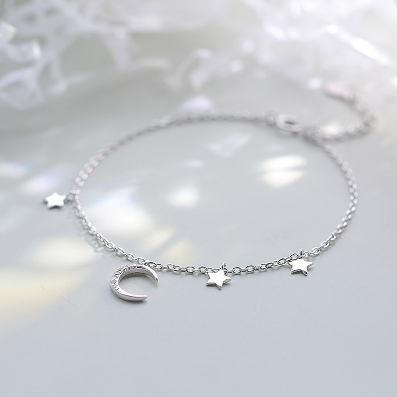 小众设计感星星月亮手链女简约个性少女心梦幻森系学生闺蜜手饰品