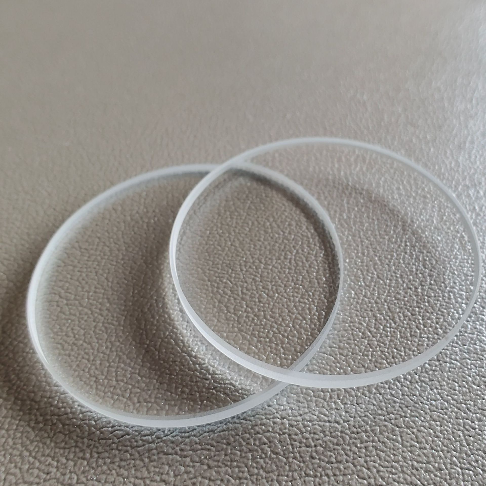 6成交500件供应透明手电筒钢化玻璃片灯具圆形玻璃片黑色方形