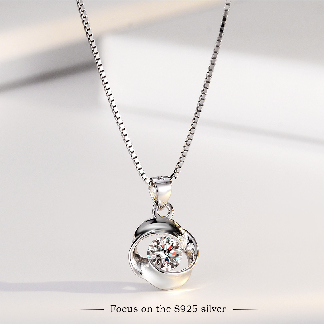 s925纯银项链女小众设计感锁骨链爆款简约ins轻奢韩版毛衣链批发