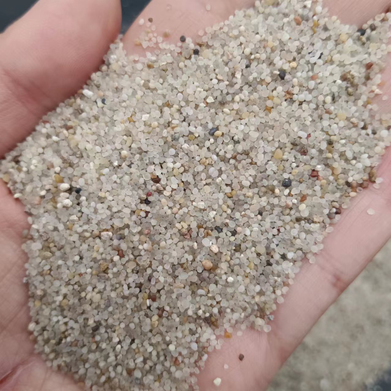 海沙厂家直供 圆粒砂 铸造沙硅沙 建筑保温砂浆用水