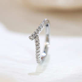 跨境热采款排钻叠戴戒指女不对称交叉单排锆石指环手饰品厂家批发