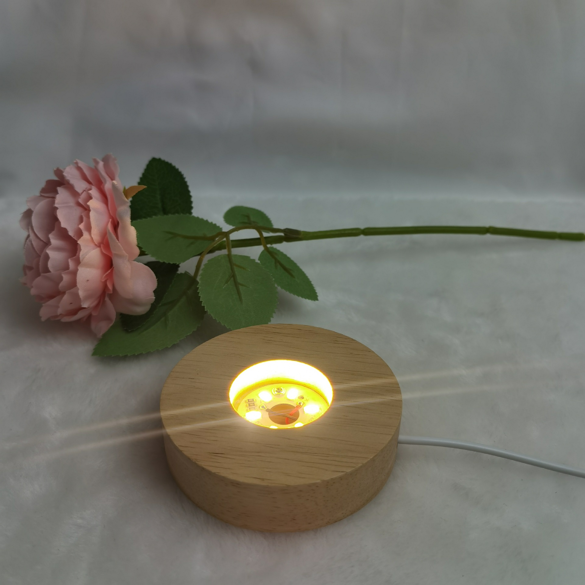 Solid Wood Luminous Base Led Small Night Lamp Usb Interface 5V Switch round Wooden Crystal Lamp Holder Crafts Wholesale