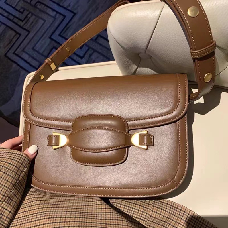 小mk马衔扣马鞍包工厂直线微商一件代发复古腋下包斜跨单肩包包女