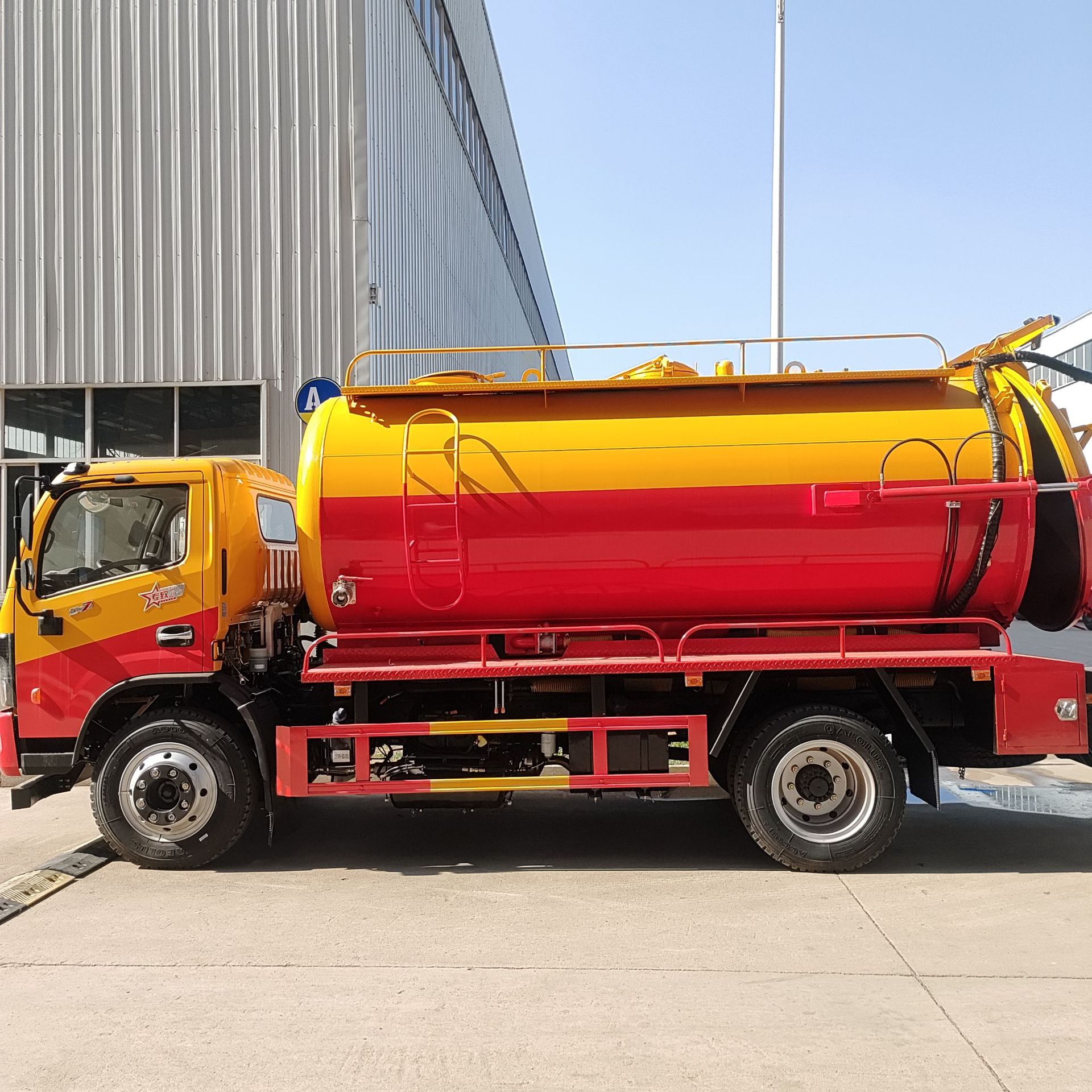 重汽汕德卡15方高压清洗车吸污吸粪车厂家报价价格便宜-阿里巴巴