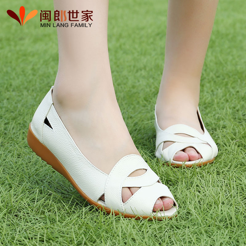 Women's Soft Bottom Sandals Mom Shoes Genuine Leather Large Size Women's Wedge Summer Flat Large Size 2022 New