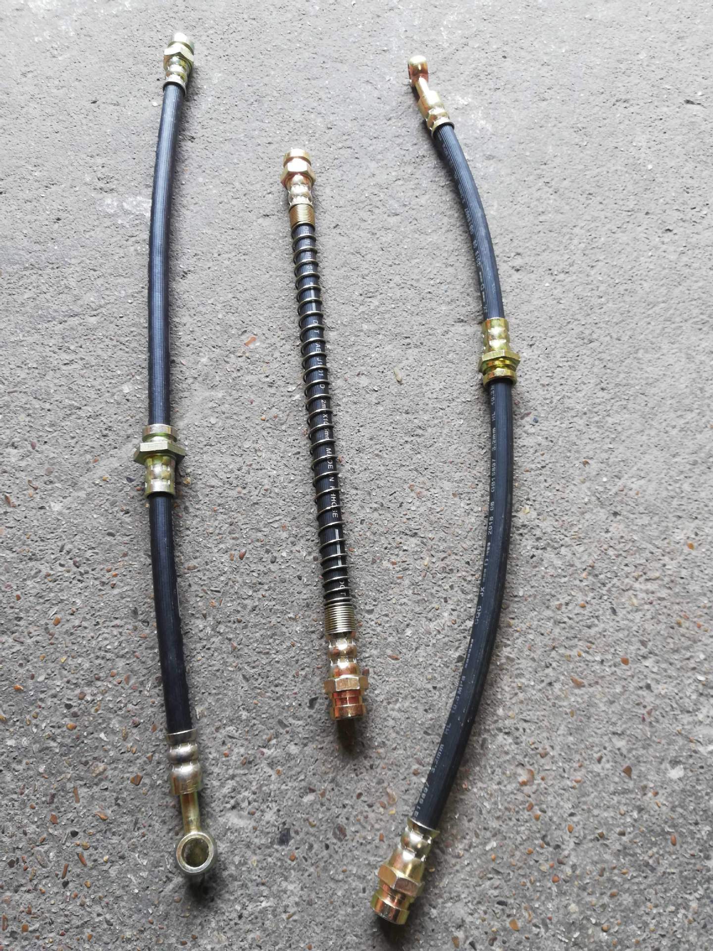 五菱荣光前刹车分泵制动软管荣光货车后刹车油管荣光刹车软管