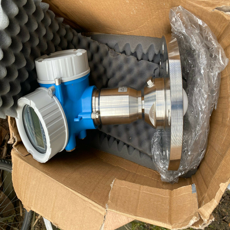 水滴型非接触式e h雷达液位计/料位计fmr67-baaebagpa6xfa1 ak