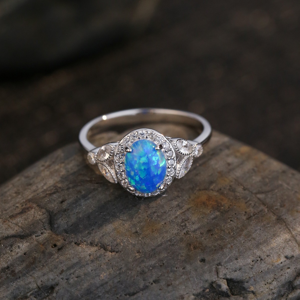 s925纯银椭圆形高级气质新款蓝澳宝石锆石戒指女-阿里巴巴