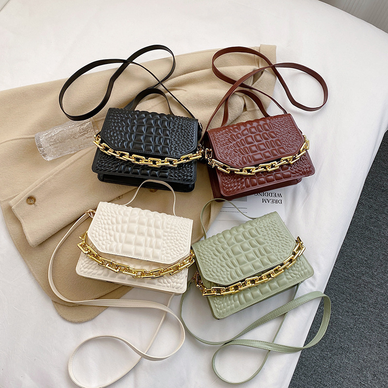 Women's Chain Handbag 2021 Winter New Retro Indentation Small Solid Color Square Bag Western Style Women's One Shoulder Messenger Bag