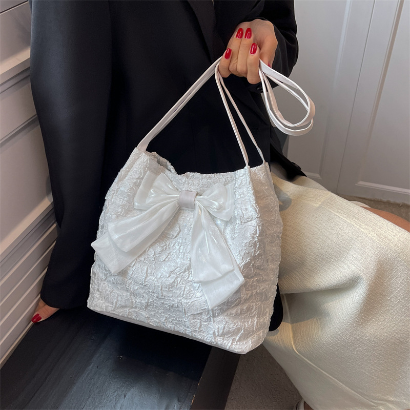 Fresh Western Style Bag Women's 2022 New Bow Ins Large Capacity MiuMiu Bag School Bag Shoulder Tote Bag