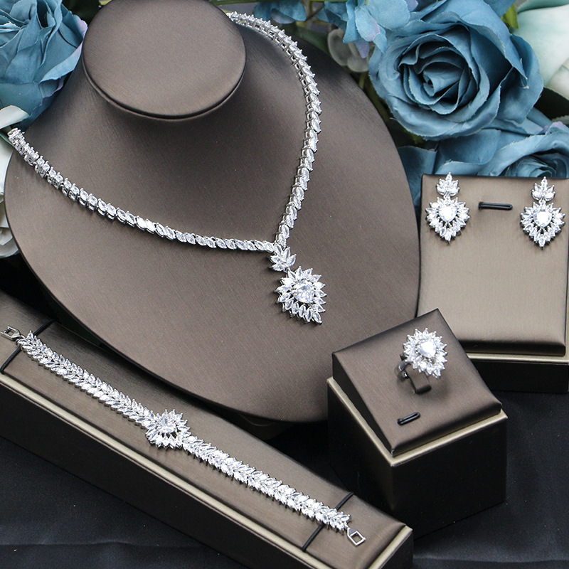 韩版新娘首饰四件套宴会礼服时尚简约配饰微镶3a锆石跨境批发工厂