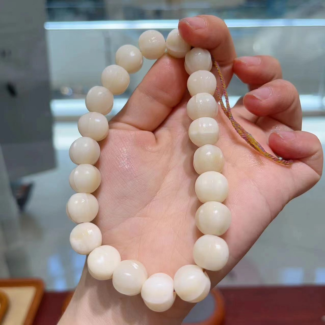 原创设计坨骨鲨鱼背高端盘玩手串手链文玩时尚饰品小红书同款