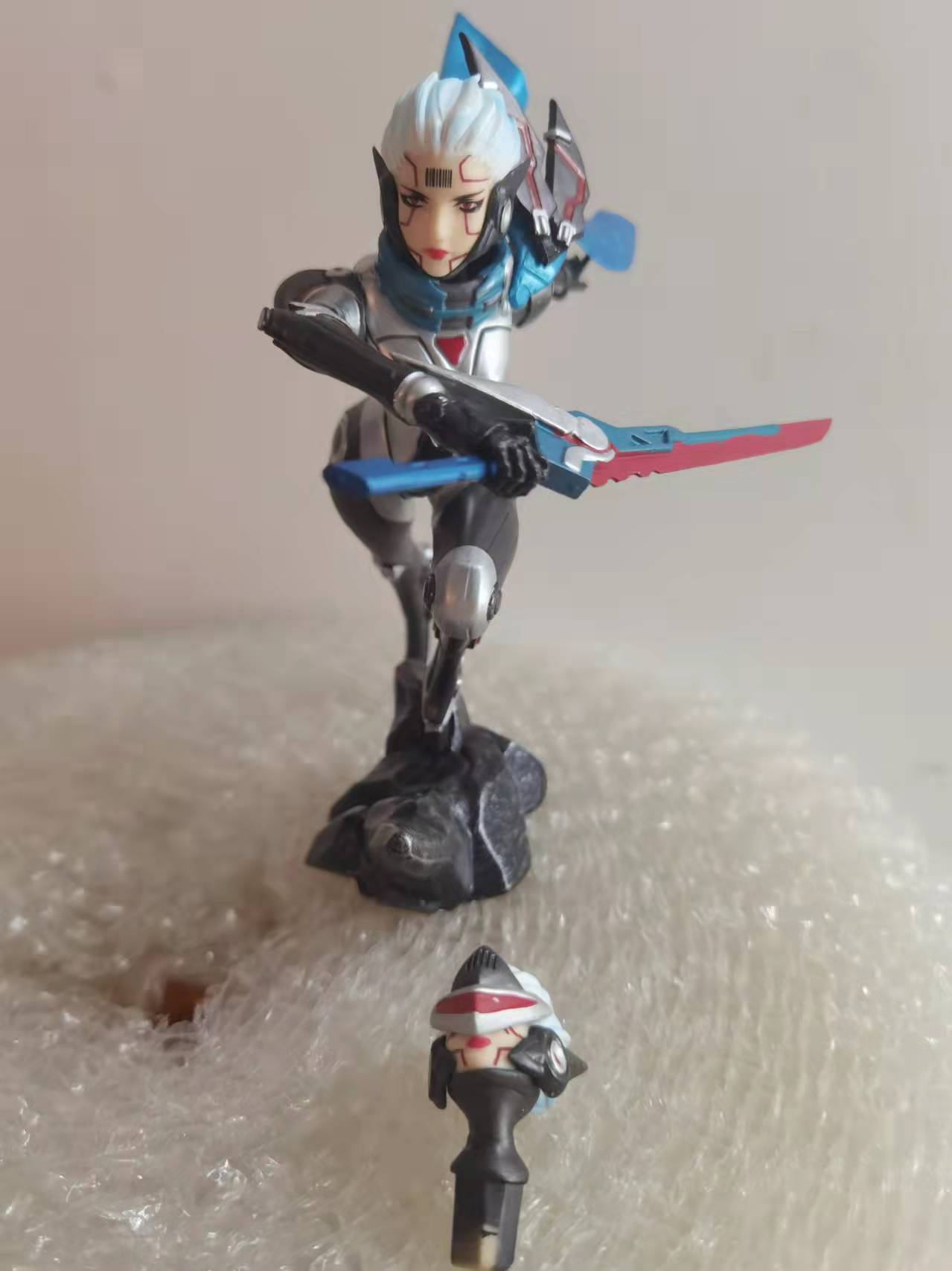 lol英雄人偶源计划剑姬 菲奥娜 无双剑姬 周边游戏手办模型