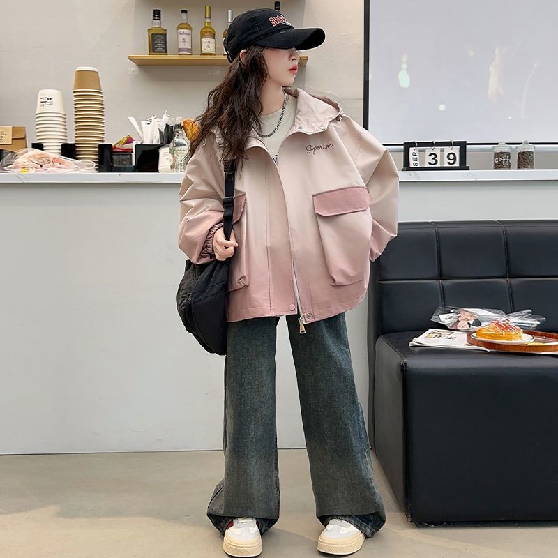 2025新款女童春秋宽松吊染外套儿童装连帽风衣大童秋季冲锋衣秋装