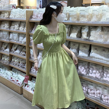 温柔风绿色方领泡泡袖连衣裙女夏季收腰显瘦气质茶歇法式初恋裙子