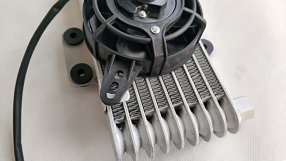 摩托车发动机机油冷却器风扇冷却散热器摩托车自行车沙滩车通用