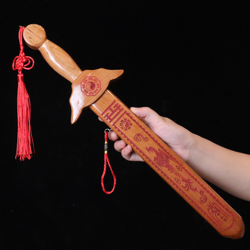 厂家供应 桃木剑批发 朱砂七星八卦 木质景区热卖工艺品量大议价