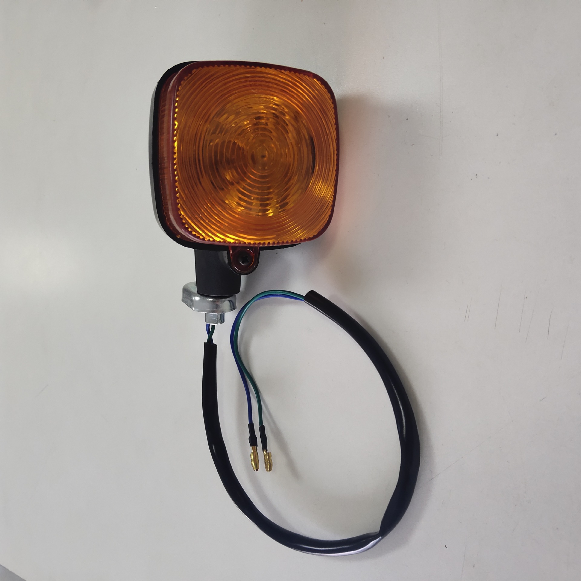 摩托车头灯改装外置电动车电动四轮转向灯灯三轮cg125转向灯