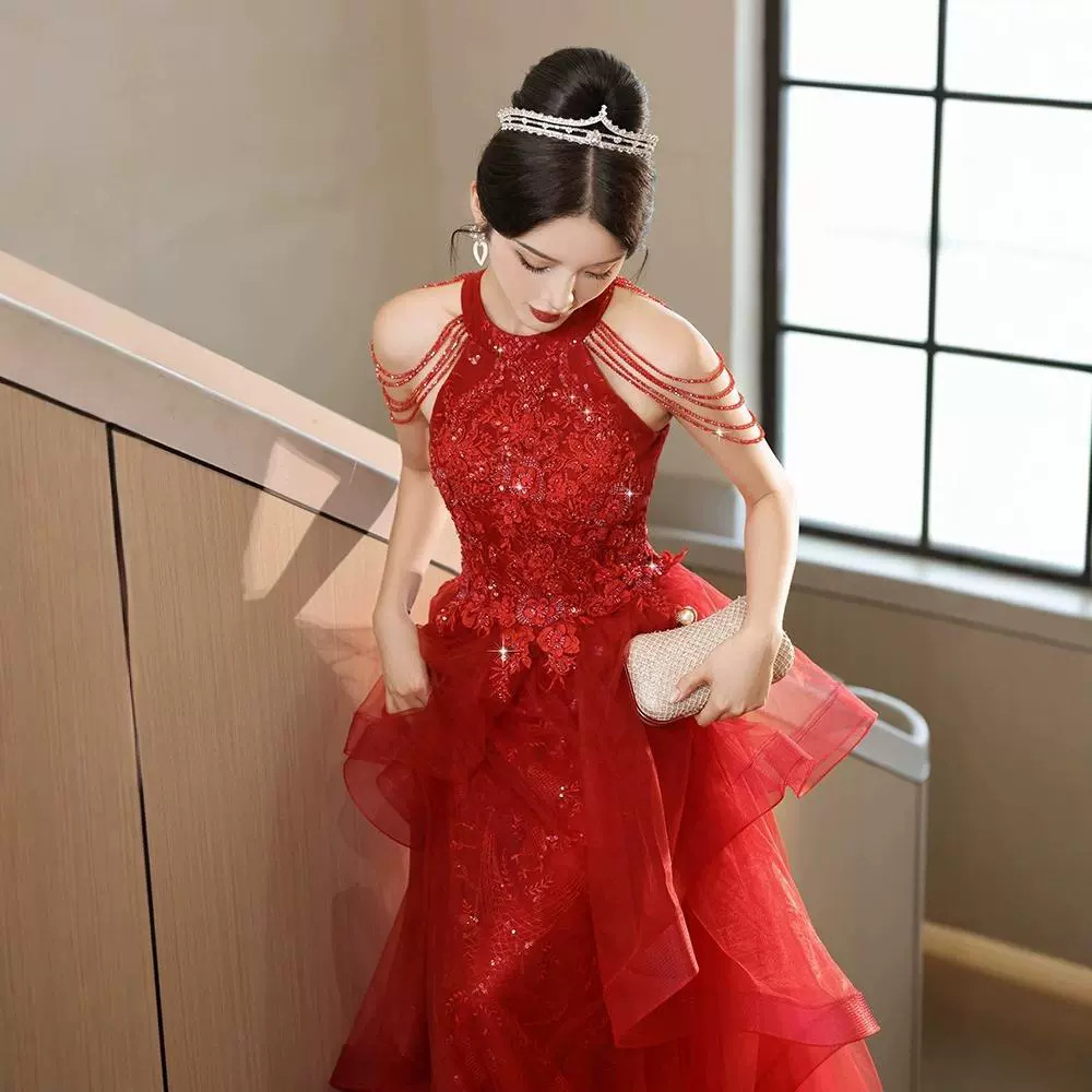 红色流苏敬酒新娘2024新款轻婚纱出门纱结婚订婚高级感晚礼服裙女