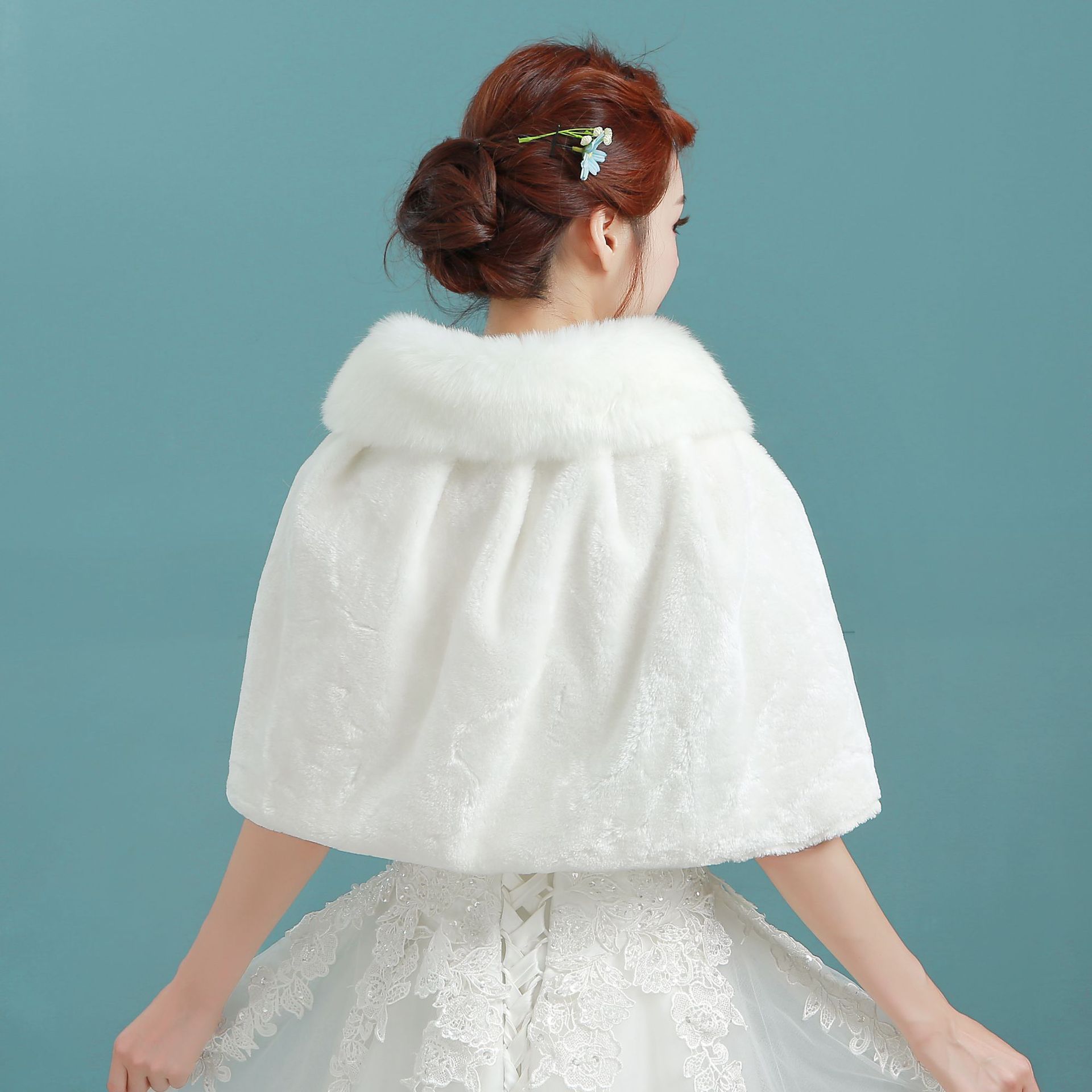 2021新款斗篷大码新娘毛披肩结婚配件婚纱礼服配饰外搭披肩女冬季