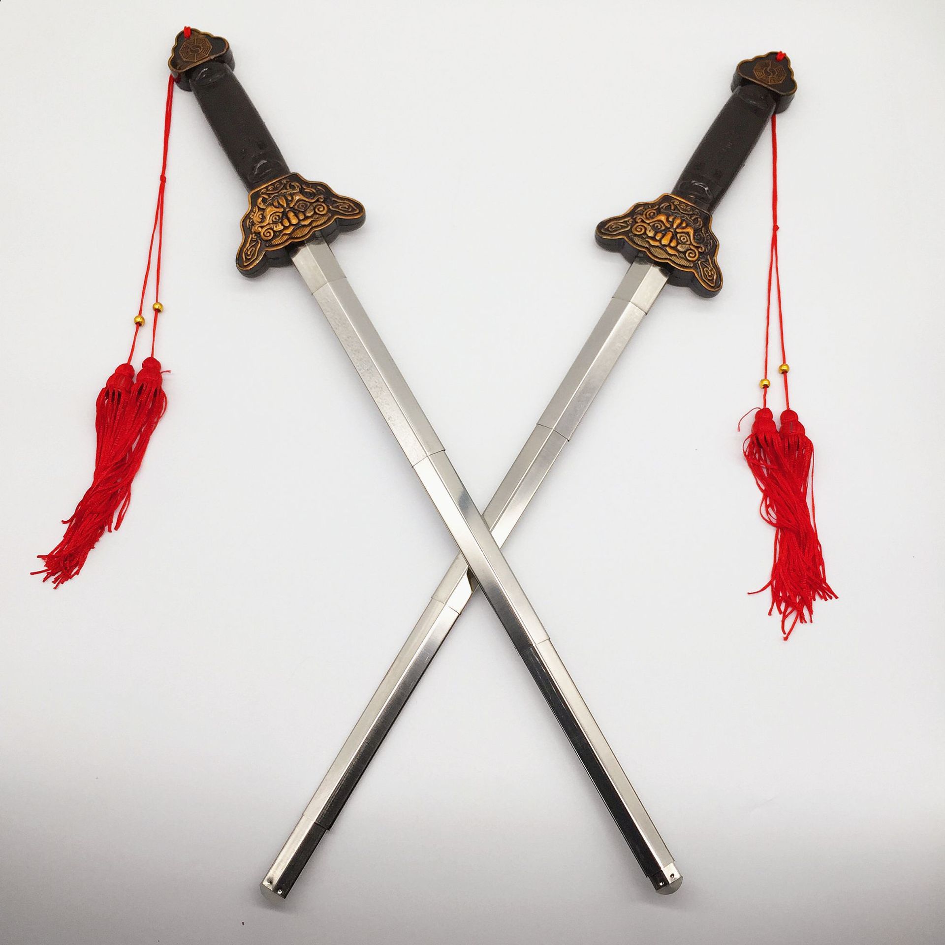 景区庙会热卖武器模型不锈钢伸缩刀剑晨练太极剑未开刃仿真宝剑