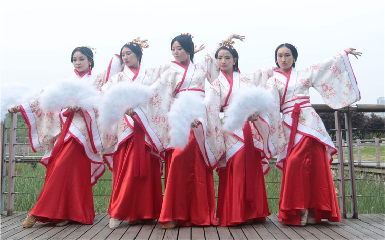 360度大摆舞蹈服汉服女古装舞蹈演出服唐装舞台装影楼摄影服装