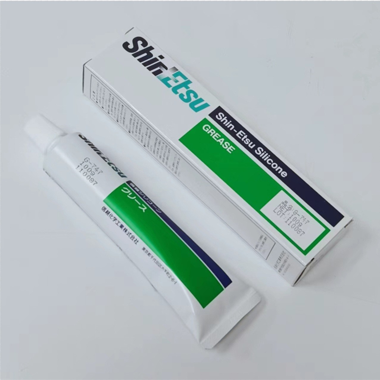 日本信越g747导热硅脂白色导热膏cpu散热膏原装现货电气绝缘