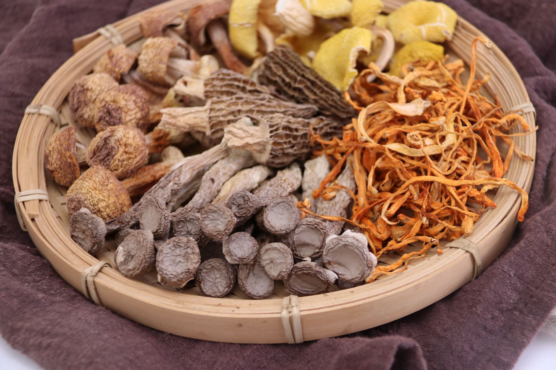 云南松茸菌汤包抖音同款菌菇组合干货 冬季煲汤必备菌类食材包