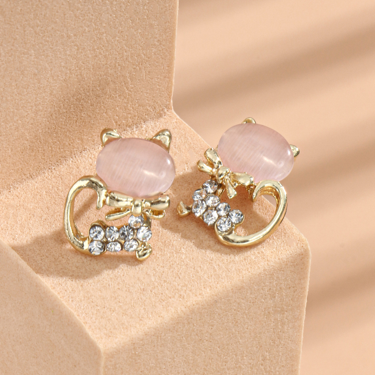 日韩风玫瑰金可爱小猫耳环时尚气质微镶钻闺蜜小饰品礼物一件代发