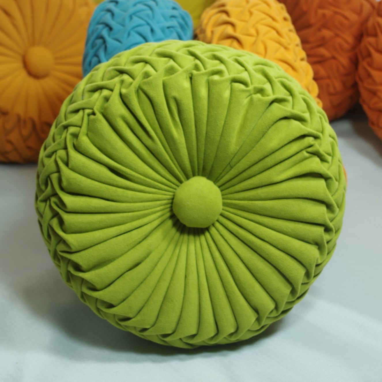 车轮抱枕材料包带图案带针线带棉纯色抱枕腰枕手工抱枕