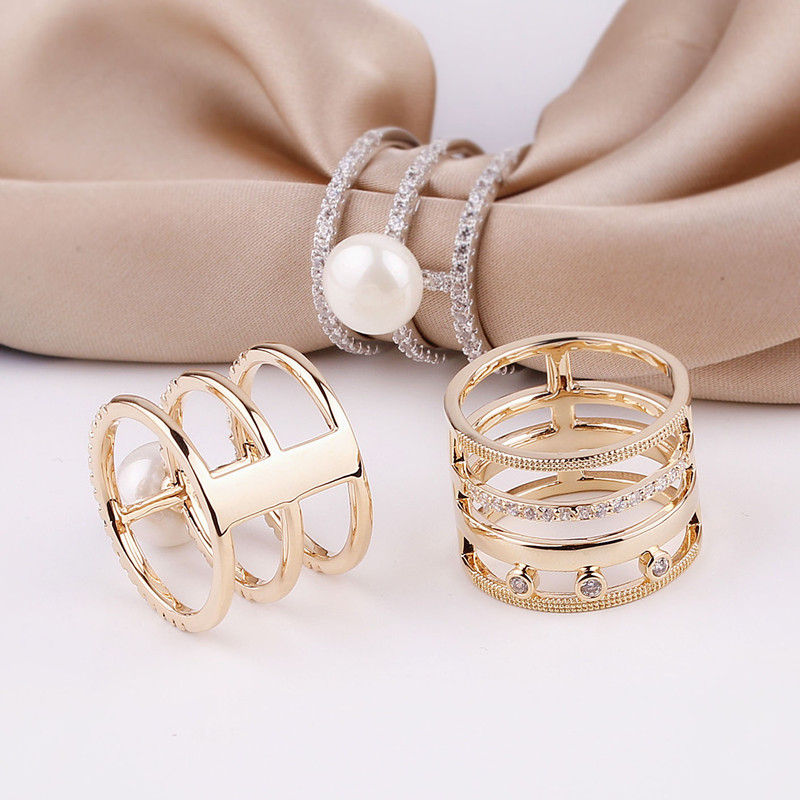 丝巾好伙伴简约时尚丝巾扣女新款镶锆石戒指圈镀真金披肩扣围巾环