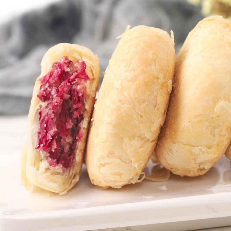 鲜花饼云南特产玫瑰饼现烤网红小吃零食蛋糕整箱批发亚马逊工厂厂