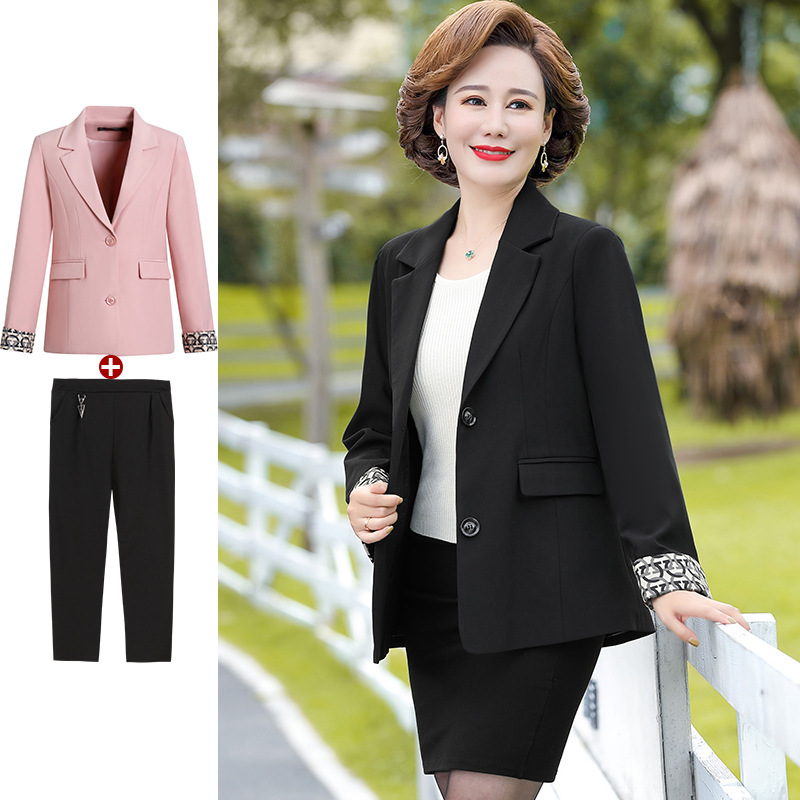 妈妈春秋外套短款2021新款中年女休闲西服中老年女秋装小西装上衣