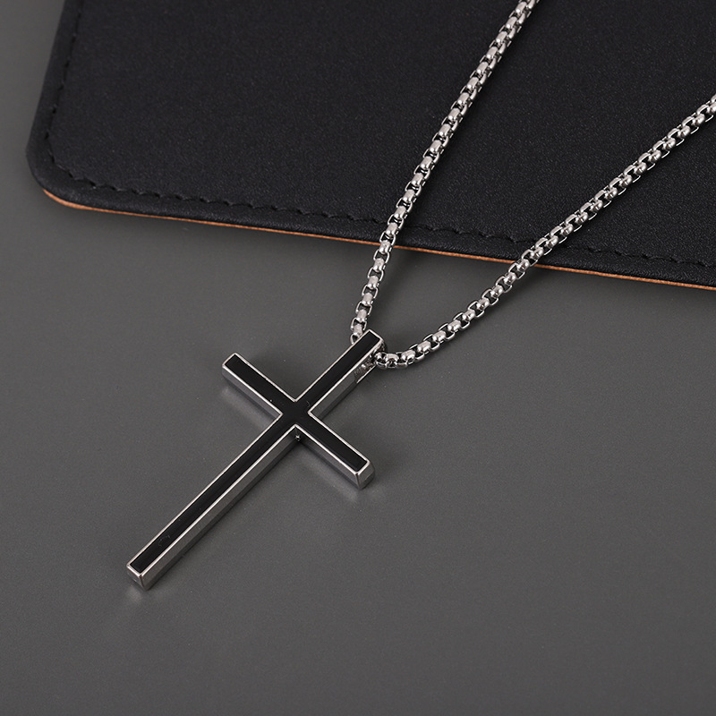 Europe and America Cross Border Foreign Trade Titanium Steel Vintage Cross Pendant Handsome Cool Hip Hop Accessories Necklace Clavicle Chain Jewelry