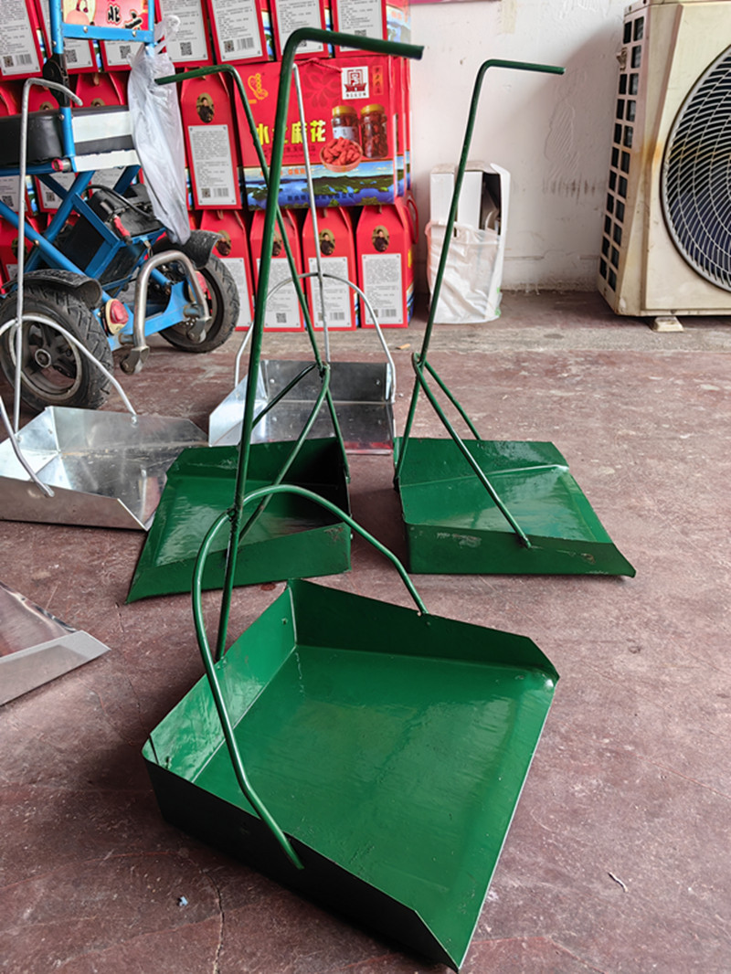 t9j5批发工厂用加厚加大铁撮箕簸箕畚箕铲灰斗垃圾铲家用学校环卫