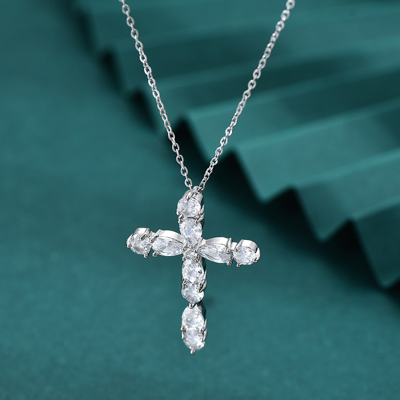 Cross-Border Supply Real Gold Plating Temperament Clavicle Chain Women's High-Grade Zircon Cross Necklace Hot Sale in Europe and America Necklace