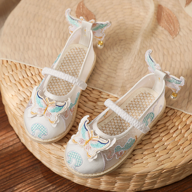 Children's Shoes Embroidered with Butterfly Embroidery Shoes