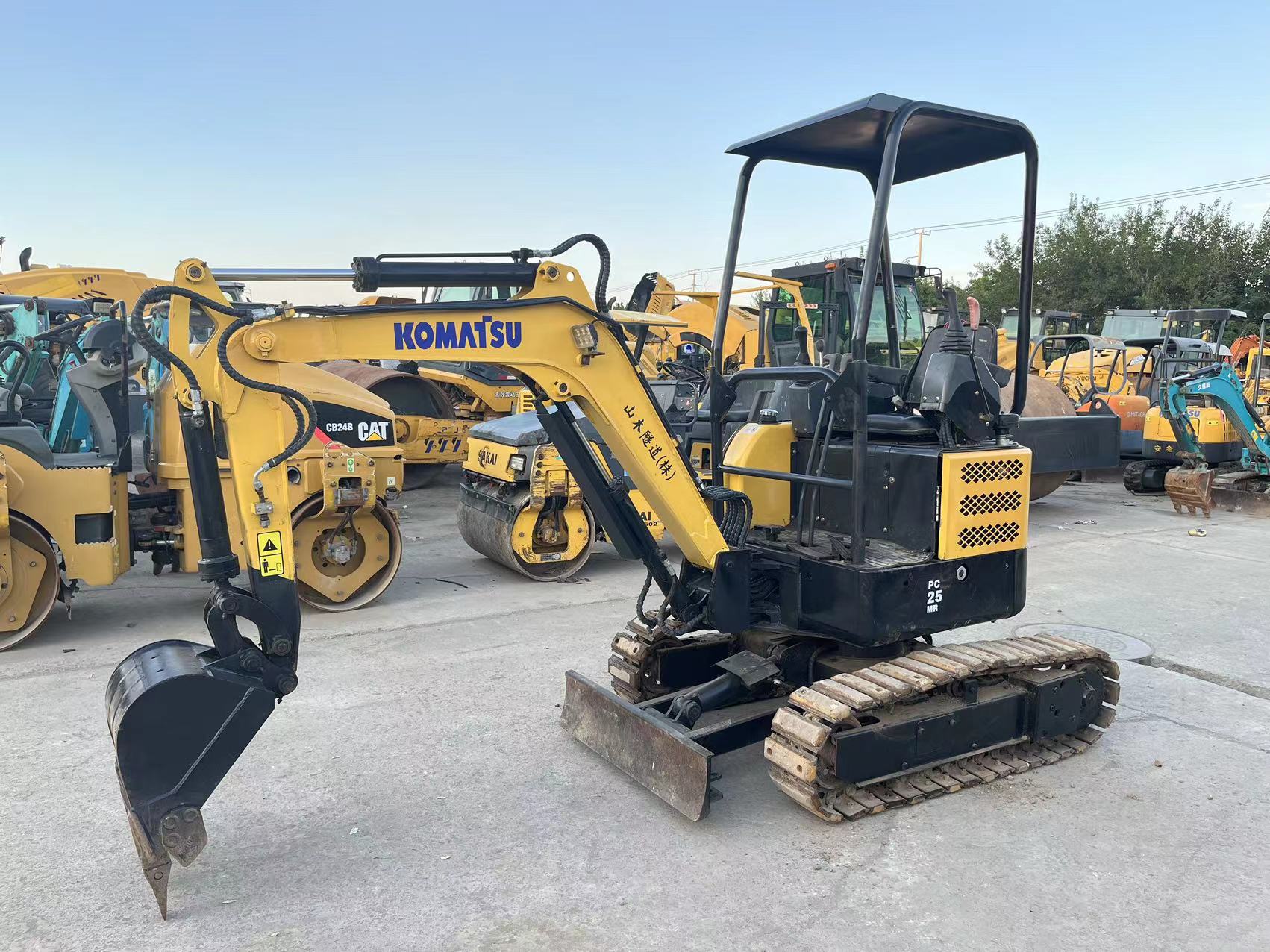 二手小型微挖,微型挖机,15 20 30小型挖掘机,免费送货!