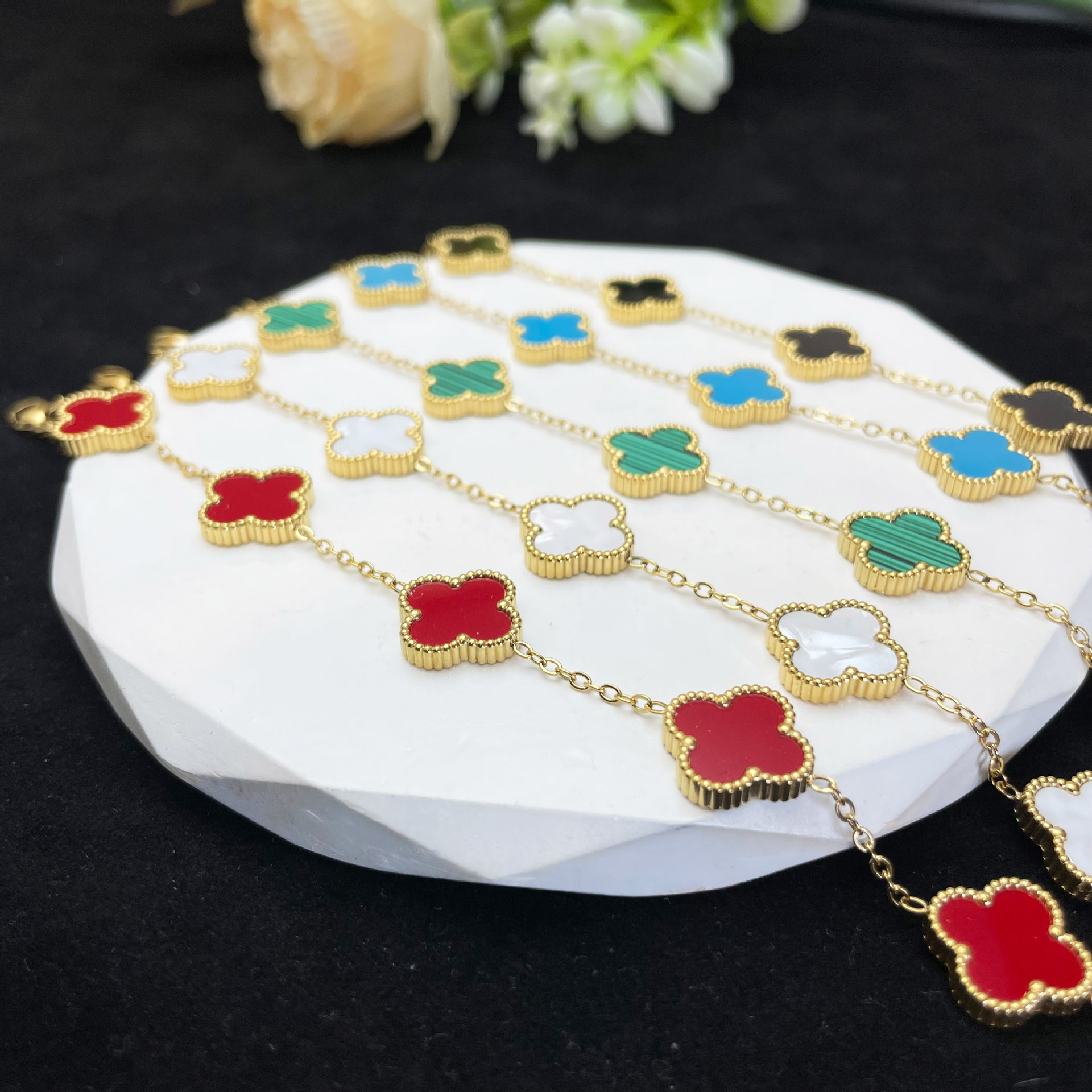 四叶草跨境网红爆款镀18k金色双面ol贝母幸运四叶草手链一件代发