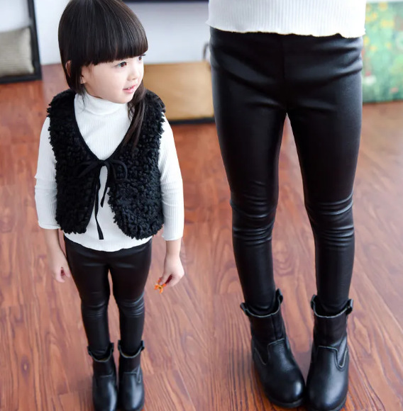 2021新款女童皮裤秋冬装pu皮宝宝修身弹力裤子加绒加厚外穿打底裤