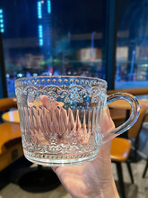 复古浮雕玻璃杯高颜值咖啡杯带盖勺子家用燕麦牛奶把手杯早餐杯子