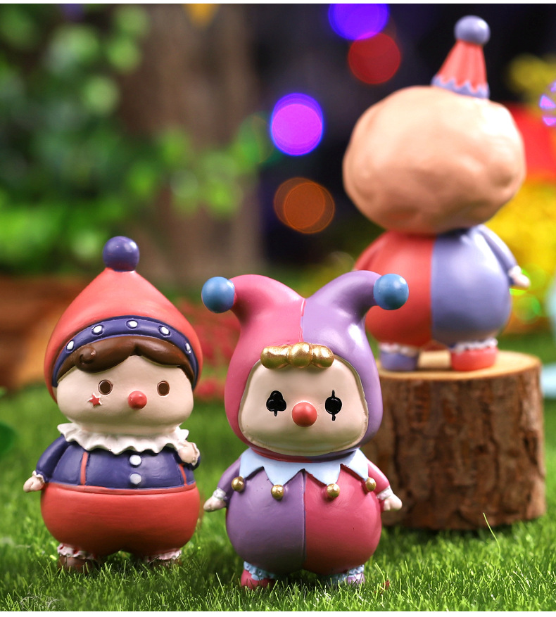 新奇特桌面摆件马戏团盲盒卡通小丑手办儿童玩偶魔术师生日礼物