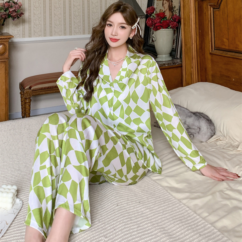 2024新款夏季女士冰丝睡衣长袖长裤两件套家居服可爱小红书款睡衣