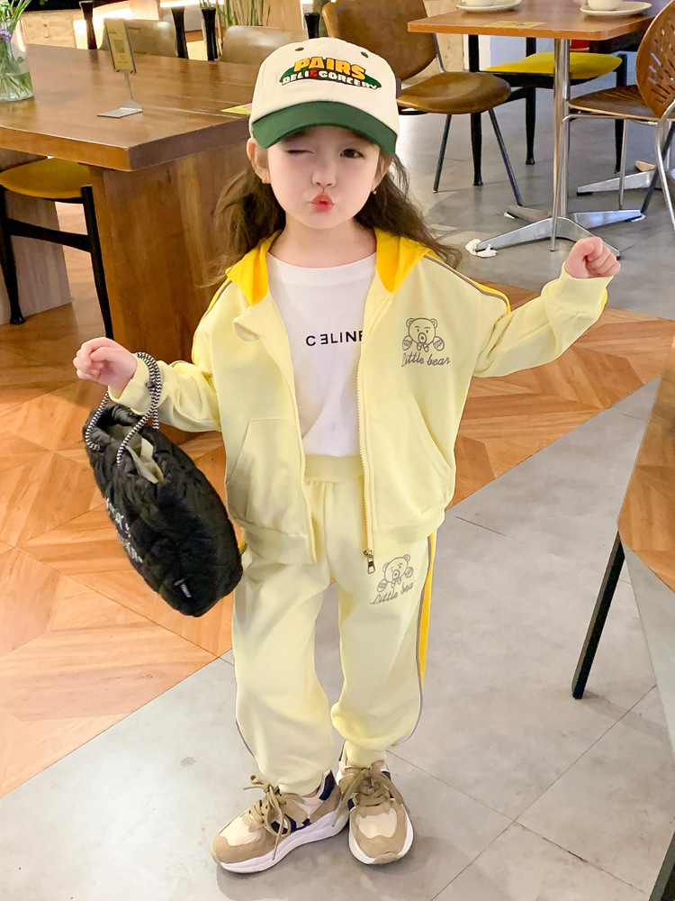 Girls' Suit 2023 Spring New Popular Girls' Fashionable Stylish Two-Piece Suit Children Korean Style Knitted Clothes
