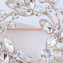 欧美时尚流行饰品气质 银色带钻 花形状婚礼胸针