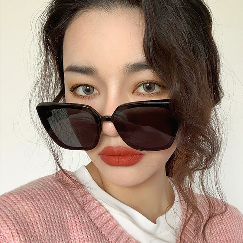 Square Sunglasses Big Face European and American Fashion Sunglasses Women's Retro Internet Celebrity Glasses Tiktok Same Style Sunglasses Women