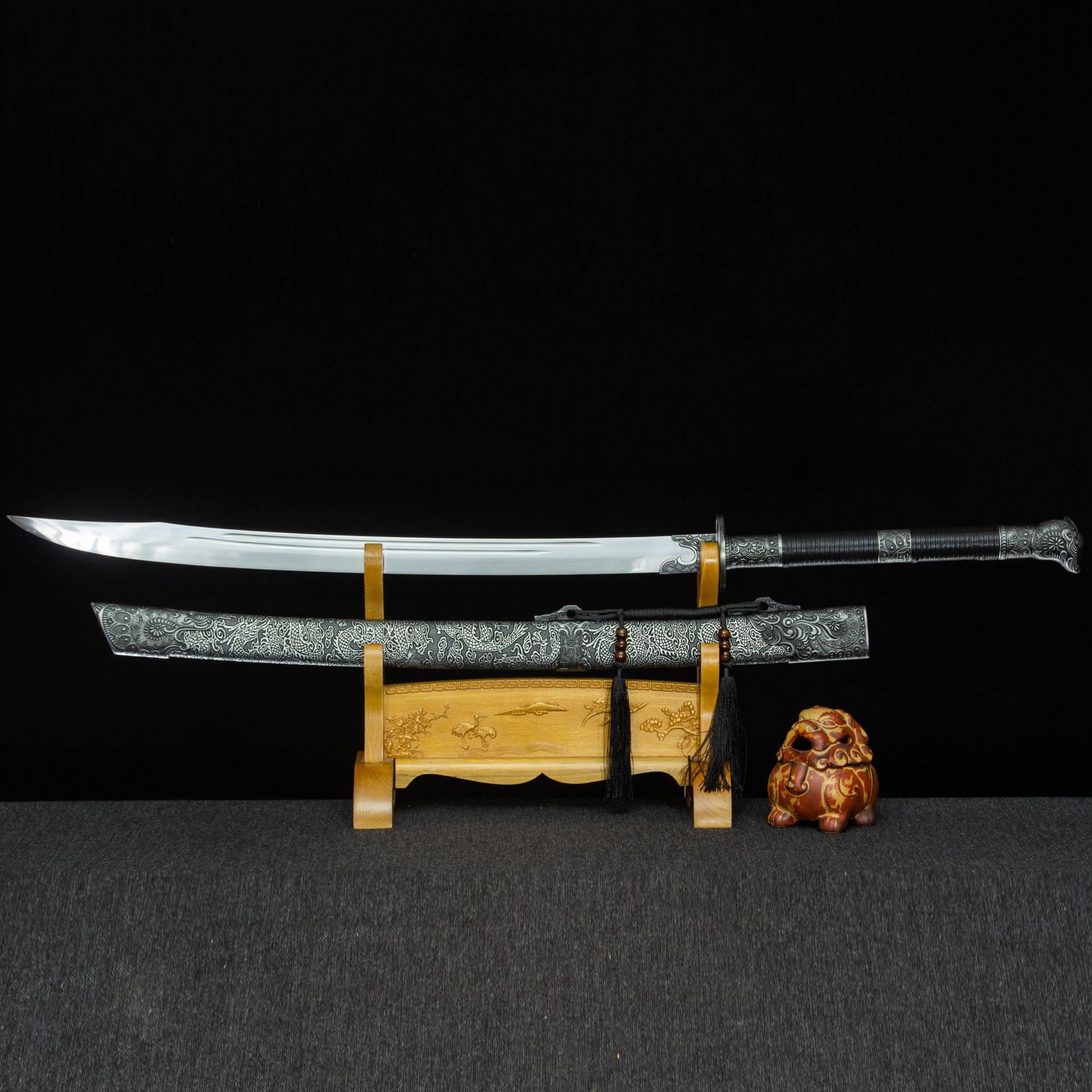 龙泉市刀剑高锰钢镇宅宝剑一体牛尾康熙战刀影视绣春刀收藏未开刃