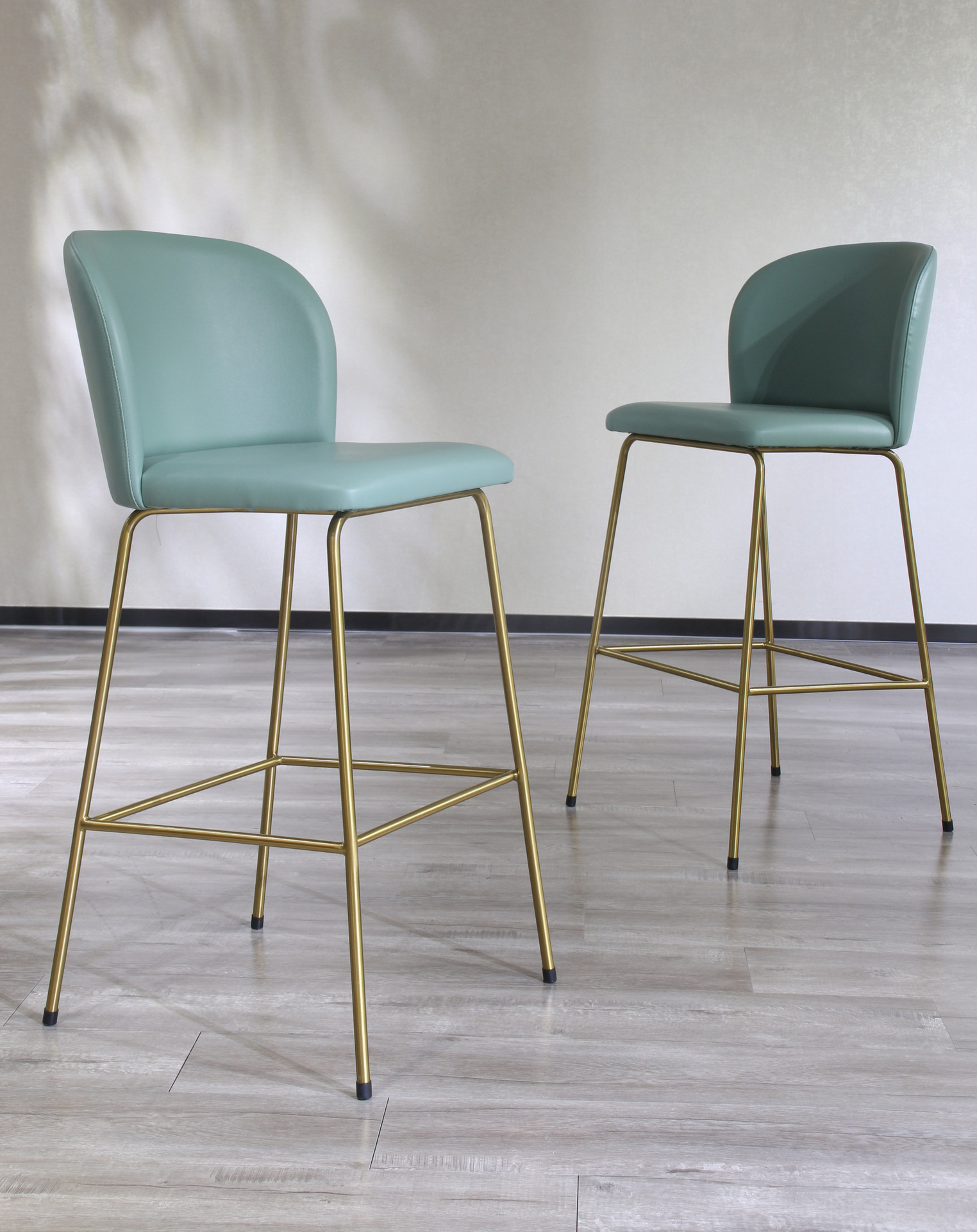 不锈钢高脚凳图片